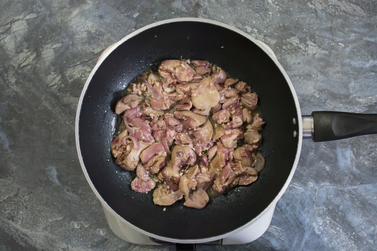 Step 4 Adding Chicken Livers To Pan