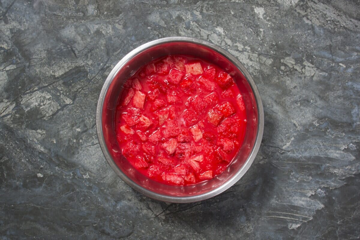 Kalihim (Pan De Regla): Bread Filled with Sweet Red Pudding