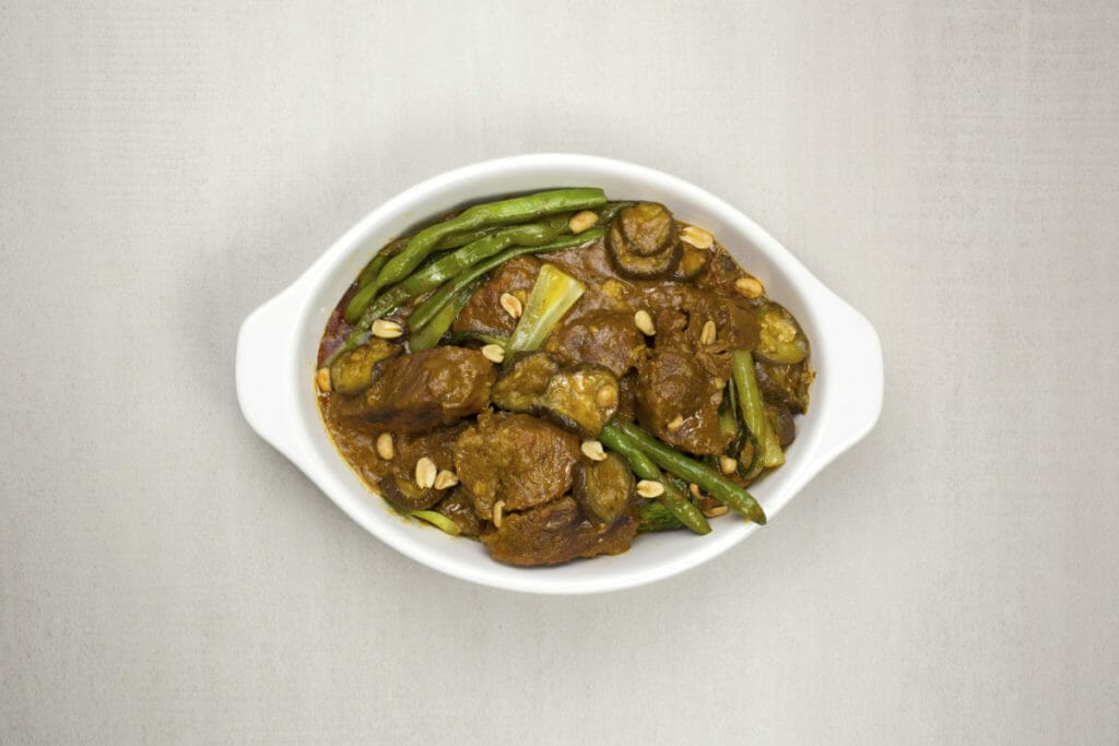 step 12 serve karekare recipe with peanuts