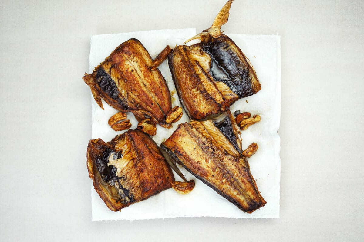 step 6 drain oil from fish